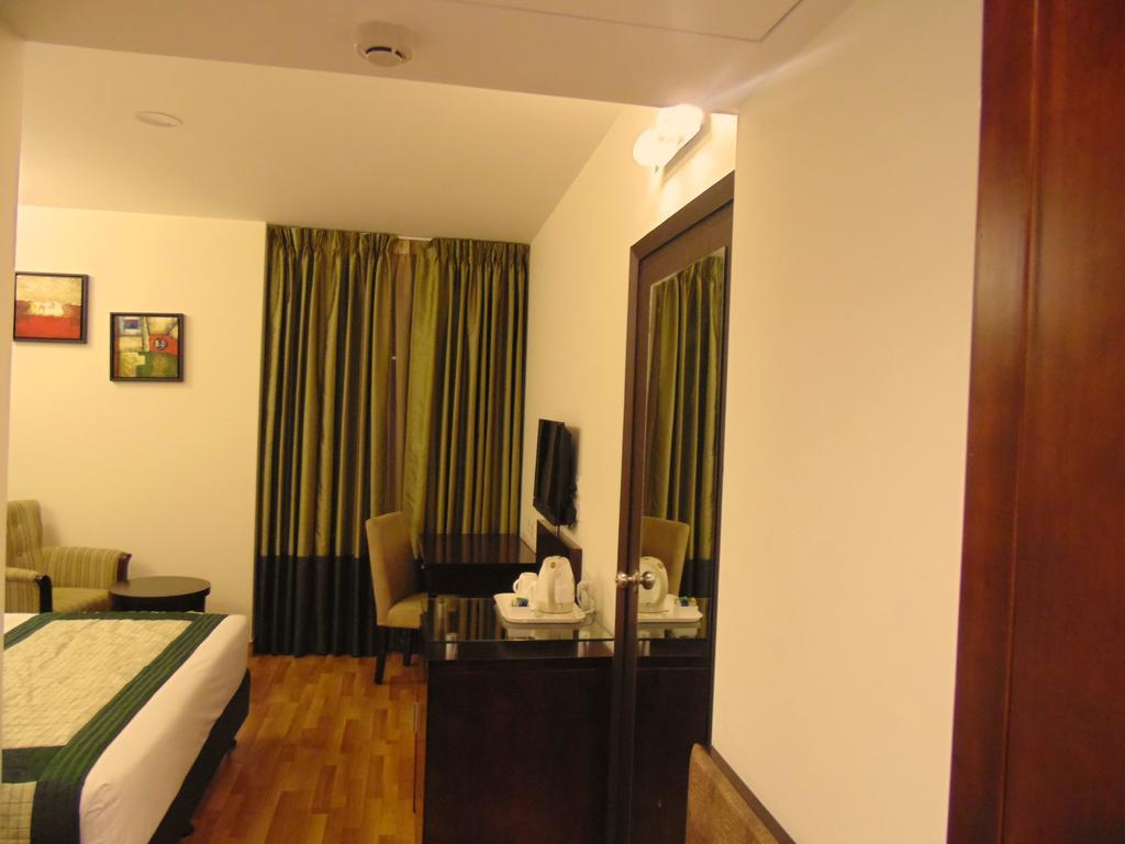 Rosemallow Hotel New Delhi Extérieur photo