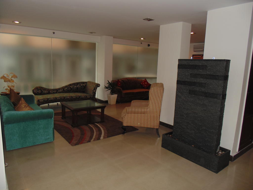Rosemallow Hotel New Delhi Extérieur photo