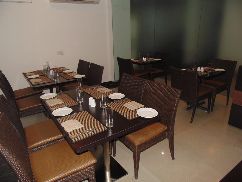 Rosemallow Hotel New Delhi Extérieur photo