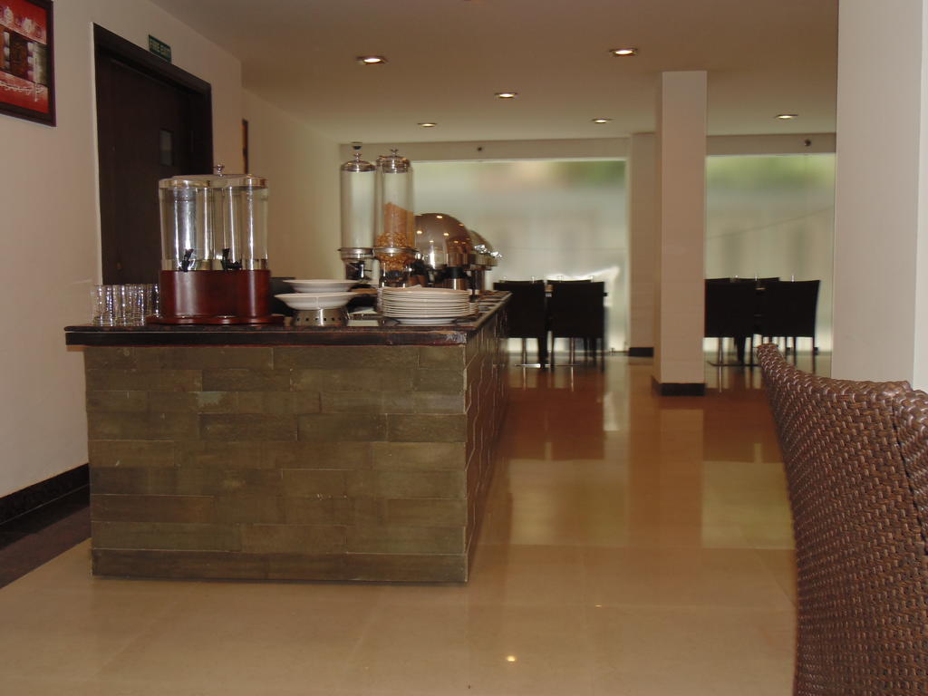 Rosemallow Hotel New Delhi Extérieur photo